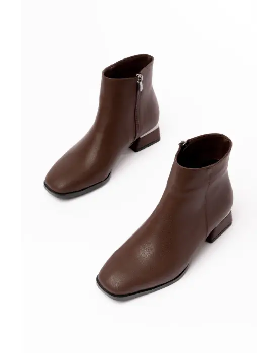Kahverengi Topuklu Fermuarlı Günlük Kadın Bot