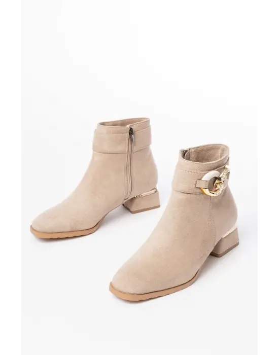 Bej Süet Toka Aksesuarlı Topuklu Fermuarlı Günlük Kadın Bot