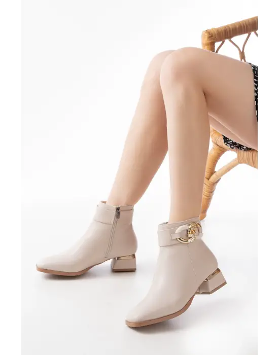 Bej Toka Aksesuarlı Topuklu Fermuarlı Günlük Kadın Bot