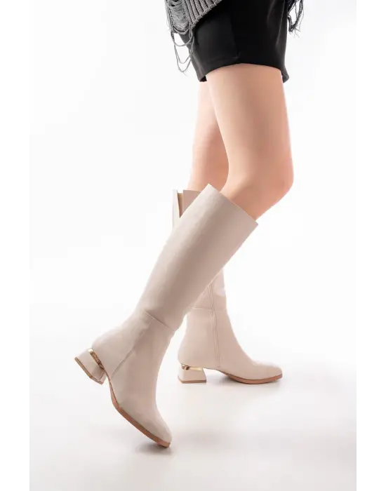 Bej Topuklu Fermuarlı Günlük Kadın Çizme