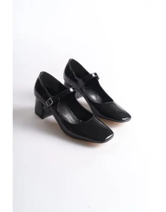 Rosalie Siyah Rugan Topuklu Kadın Ayakkabı