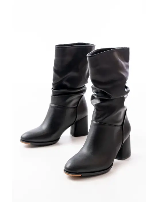 Siyah Topuklu Körüklü Günlük Kadın Bot