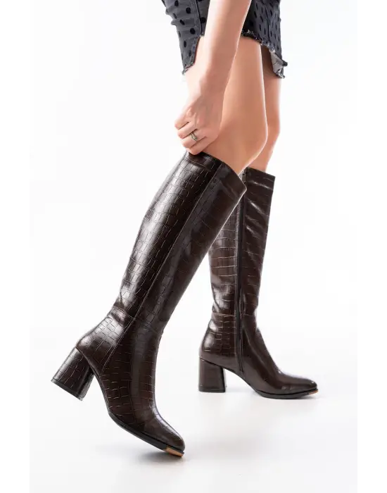 Rs-2432 Kahverengi Kroko Topuklu Fermuarlı Günlük Kadın Çizme