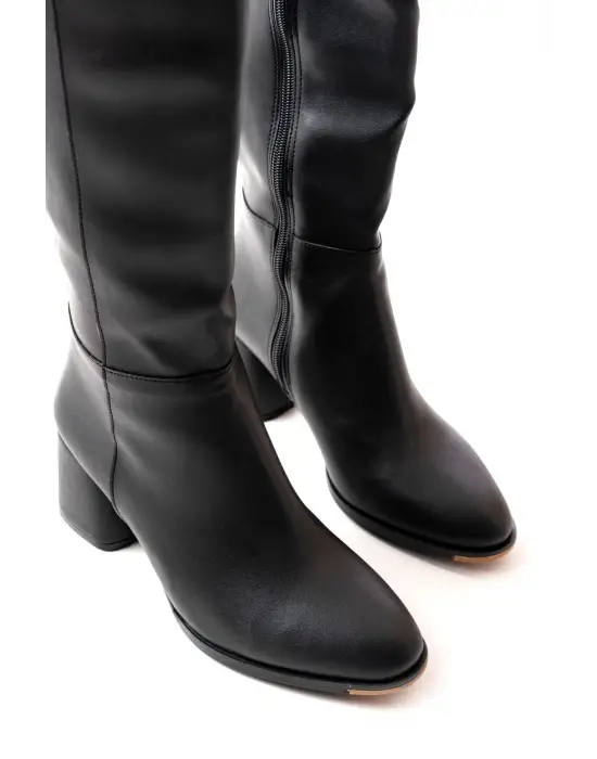 Siyah Topuklu Fermuarlı Günlük Kadın Çizme