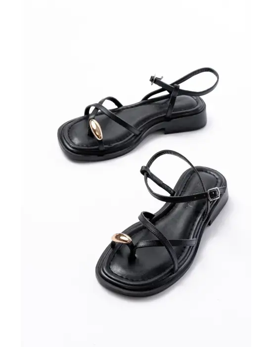 S-101 Siyah Parmak Arası Taş Detaylı Günlük Kadın Sandalet