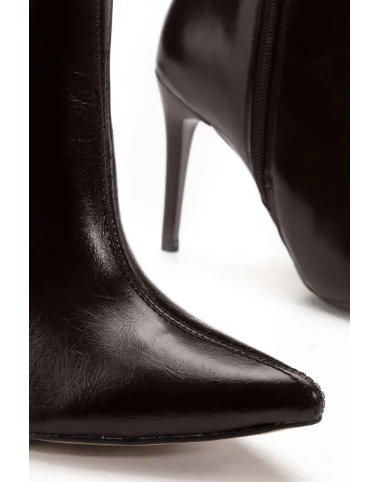 S-2007 Kahve Kırışık Fermuarlı Günlük Bayan Çizme