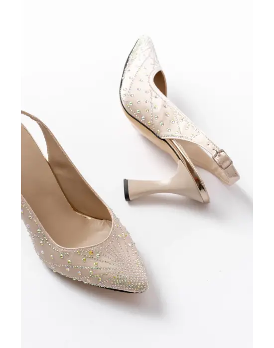 S-601 Bej Arkası Açık Taş Aksesuarlı Günlük Kadın Sandalet