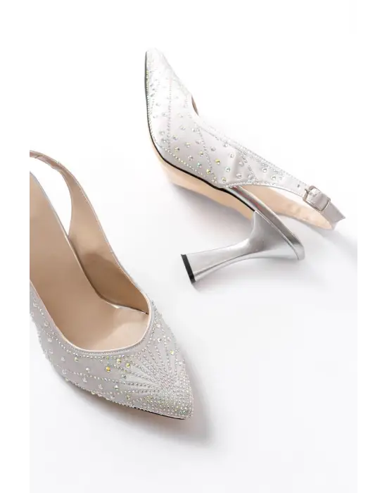 S-601 Gümüş Arkası Açık Taş Aksesuarlı Günlük Kadın Sandalet