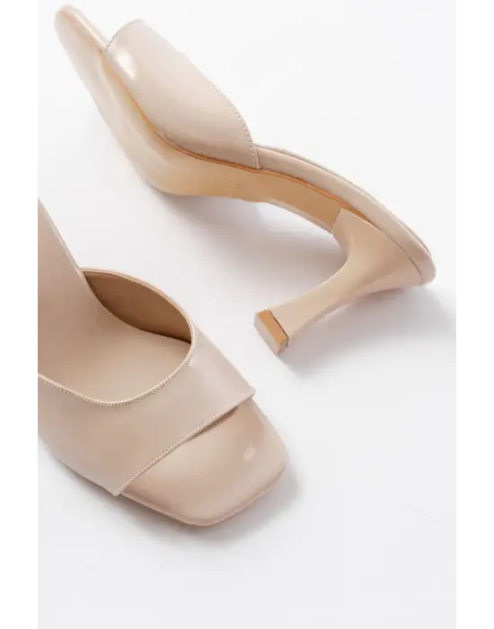 S-617 Bej Rugan Günlük Topuklu Kadın Terlik