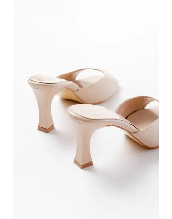 S-617 Bej Rugan Günlük Topuklu Kadın Terlik