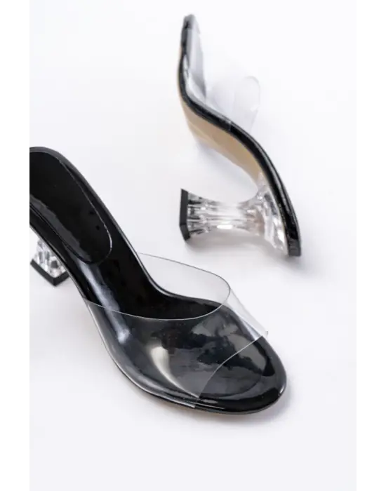Siyah Rugan Şeffaf Bantlı Şeffaf Topuklu Yuvarlak Burunlu Kadın Terlik