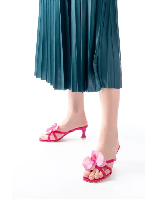 S-622 Fuşya Orkide Detaylı İnce Topuklu Kadın Terlik