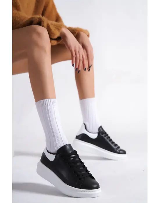 Samira Beyaz Detaylı Siyah Spor Ayakkabı