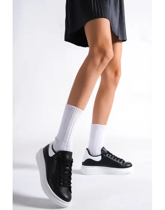 Samira Beyaz Detaylı Siyah Spor Ayakkabı