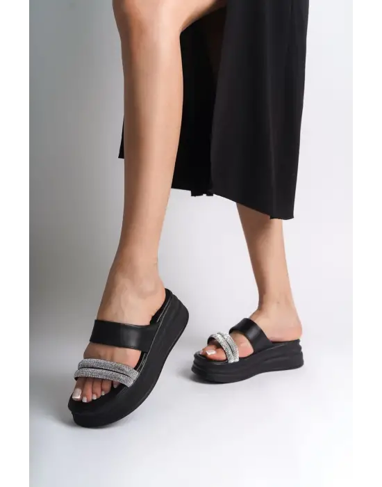 Sarah Düz Topuklu Taşlı Şeritli Kalın Ve Ortopedik Taban Kadın Terlik St - Siyah