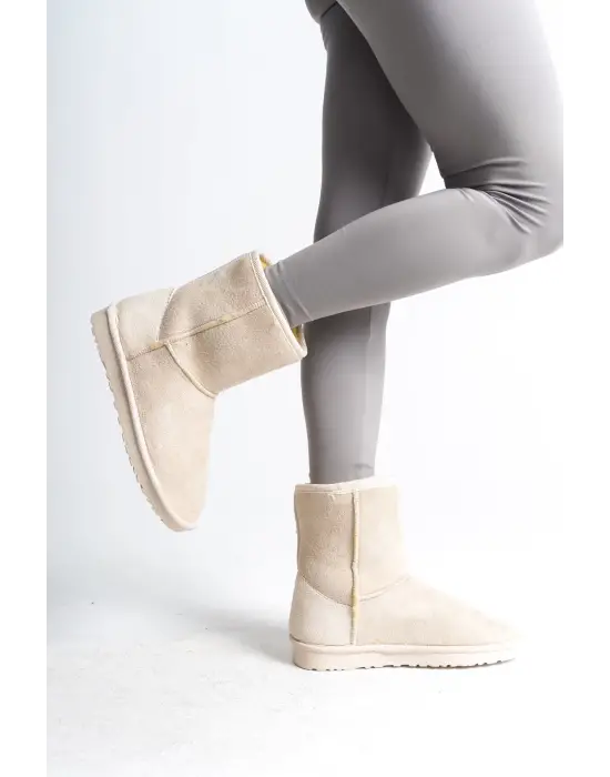 Selına Bağcıksız Düz Taban İçi Kürklü Süet Kadın Bot  Kt - Krem