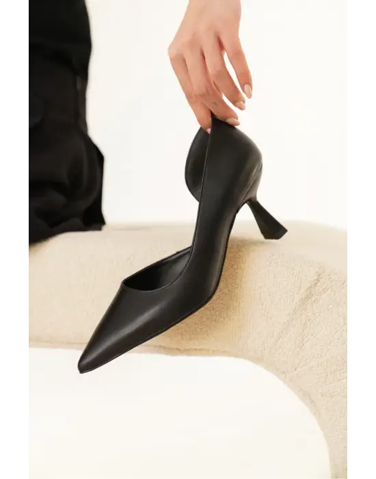 Seraphine Kadın Mat Siyah Topuklu Ayakkabı