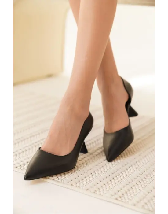 Seraphine Kadın Mat Siyah Topuklu Ayakkabı