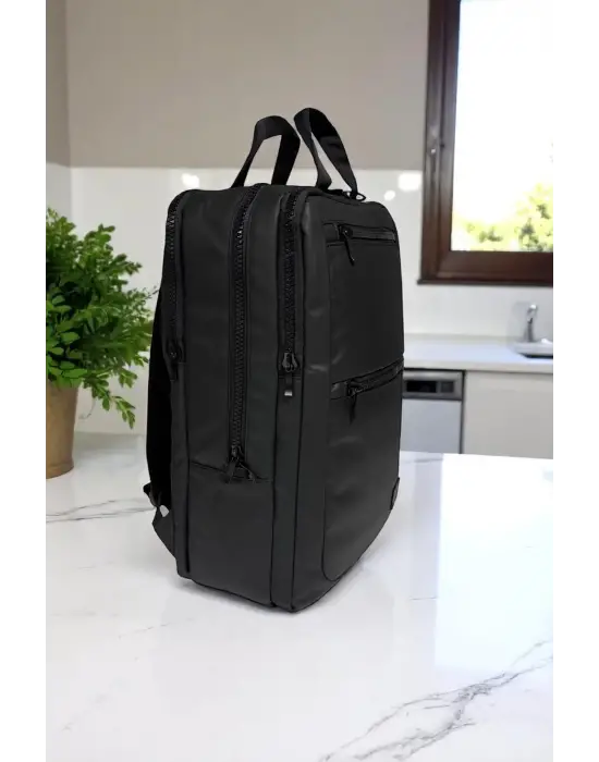 Siyah Su Geçirmez 15,6 İnç Laptop Bölmeli Sırt Çantası