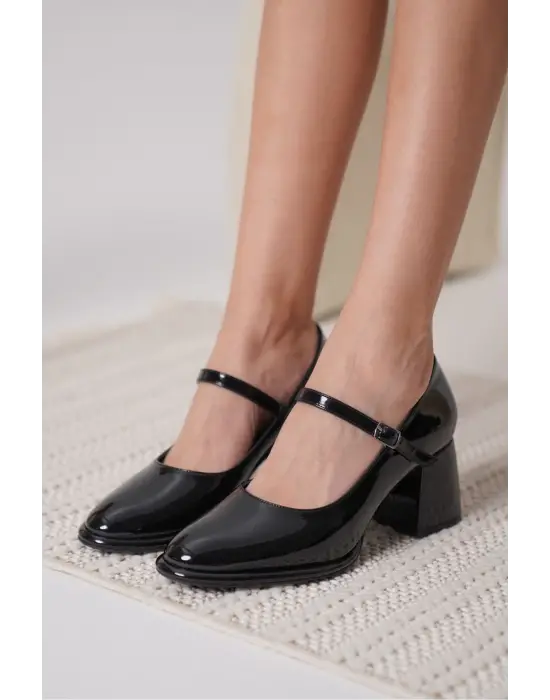 Slay Siyah Rugan Kadın Topuklu Ayakkabı