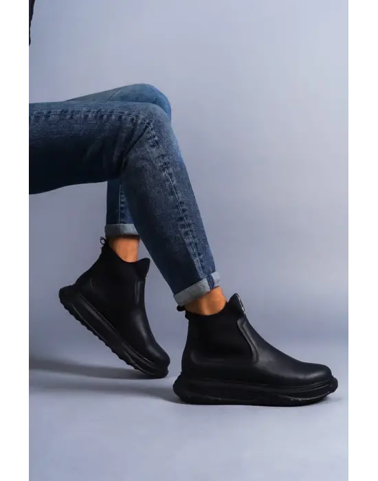 Kawasaki Bağcıksız Cilt Erkek Spor Siyah Bot