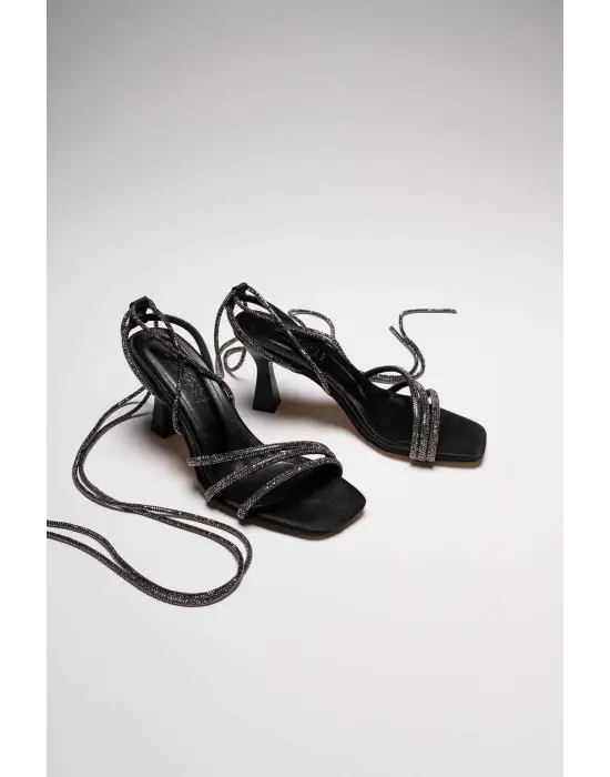 South Siyah Taşlı Kadın Topuklu Sandalet