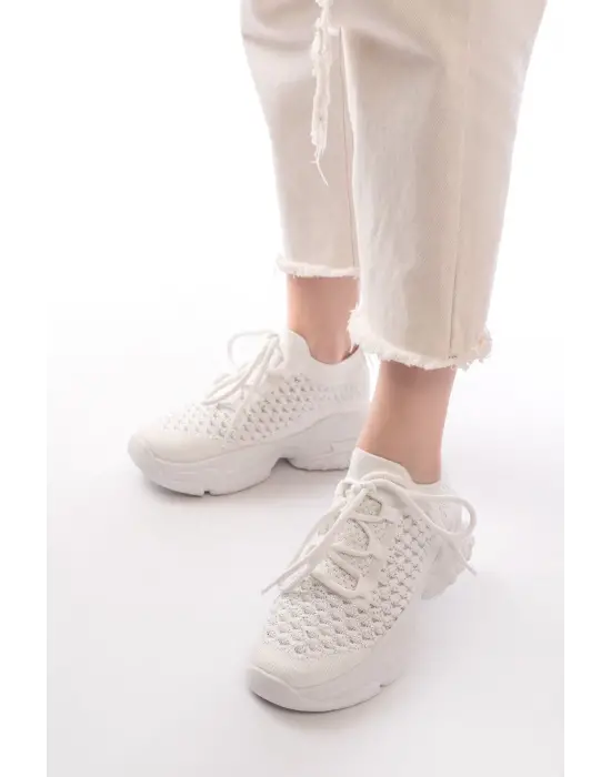 Sp-2024 Beyaz Günlük Bağcıklı Fileli Taş Aksesuarlı Kadın Spor Ayakkabı