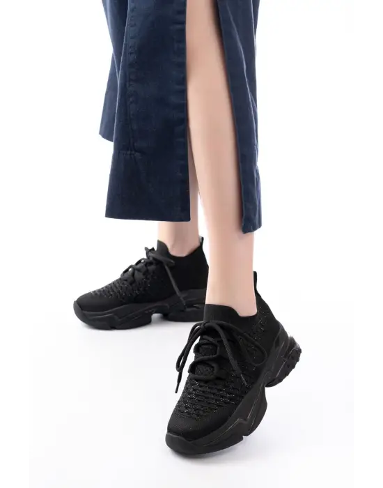 Sp-2024 Siyah Günlük Bağcıklı Fileli Taş Aksesuarlı Kadın Spor Ayakkabı