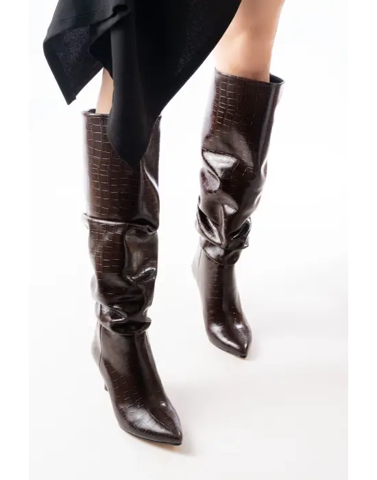 Kahverengi Kroko İnce Topuklu Günlük Bayan Çizme