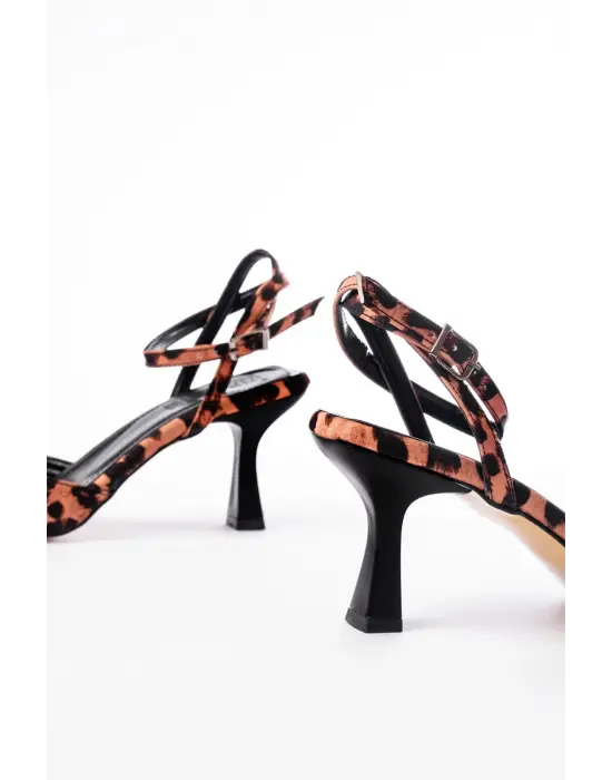 Leopar Günlük 7 Cm Topuklu Bayan Ayakkabı