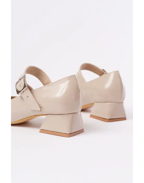 Bej Rugan Günlük 4 Cm Topuklu Bayan Ayakkabı
