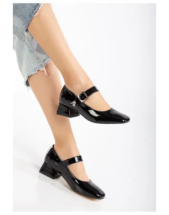 Siyah Rugan Günlük 4 Cm Topuklu Bayan Ayakkabı