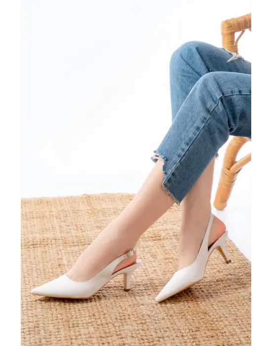 ST-1152 Beyaz Günlük 7 cm Topuklu Kadın Ayakkabı