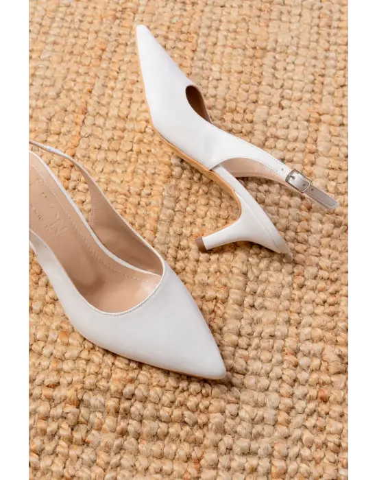 ST-1152 Beyaz Günlük 7 cm Topuklu Kadın Ayakkabı