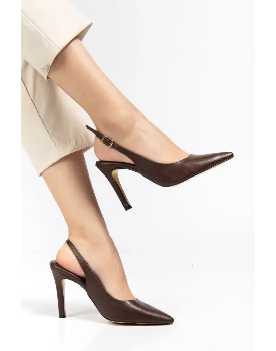 St-1153 Kahve Günlük Arkası Açık 9 Cm Topuklu Kadın Ayakkabı