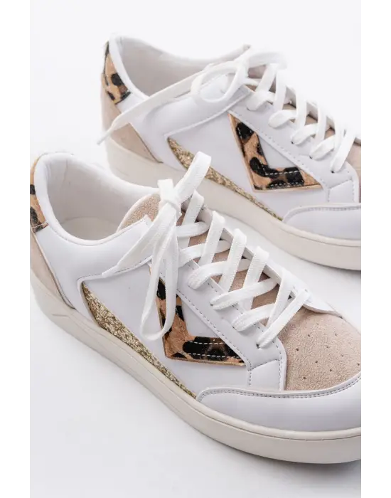 Sv-01 Beyaz Leopar Desenli Bağcıklı Kadın Spor Ayakkabı