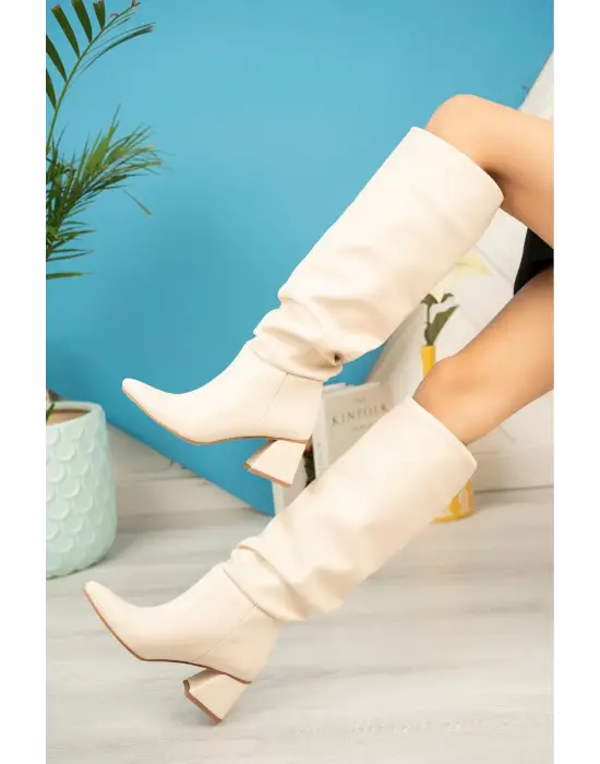 Bej Körüklü Kalın Topuklu Günlük Kadın Çizme