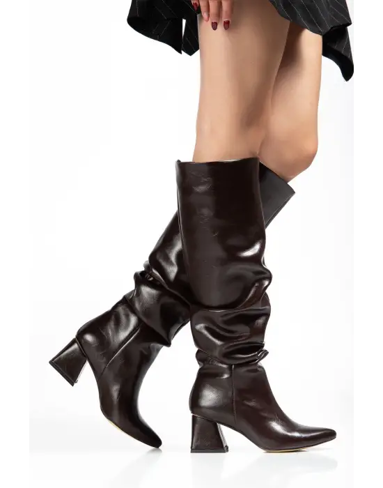 Syt-2002 Kahve Kırışık Rugan Körüklü Kalın Topuklu Günlük Bayan Çizme