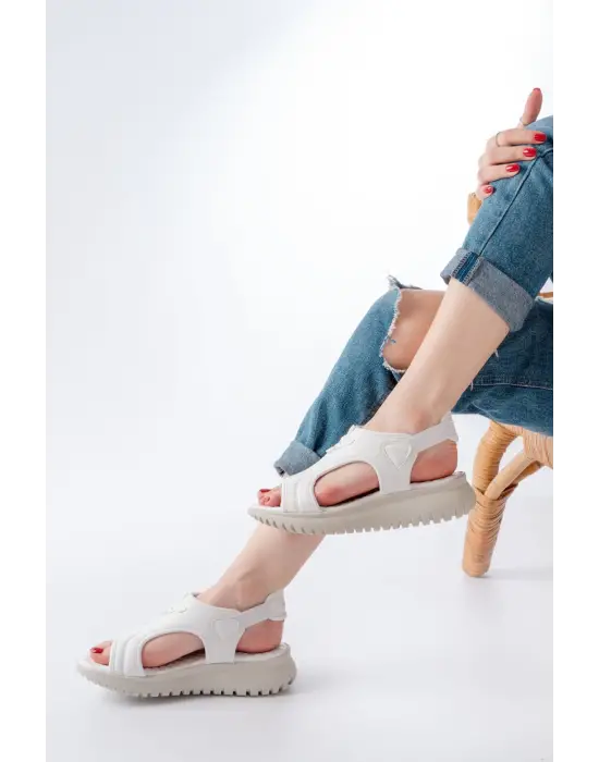 T-221 Beyaz  Spring Paraşüt Kumaş Lastikli Ortopedik Kadın Sandalet