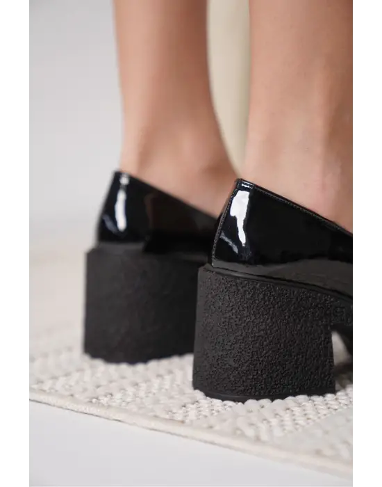 Talya Kadın Siyah Rugan Günlük Ayakkabı