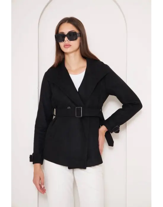 Tokalı Kısa Düz Kaşe