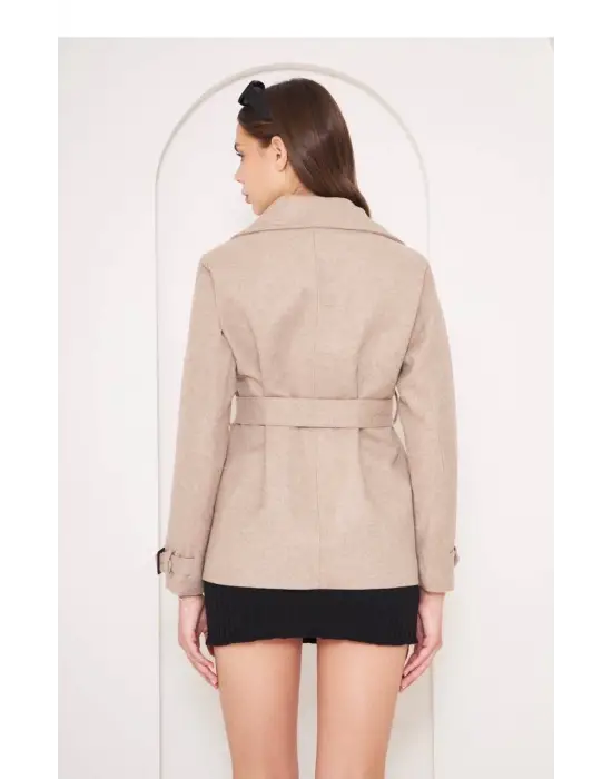 Tokalı Kısa Düz Kaşe