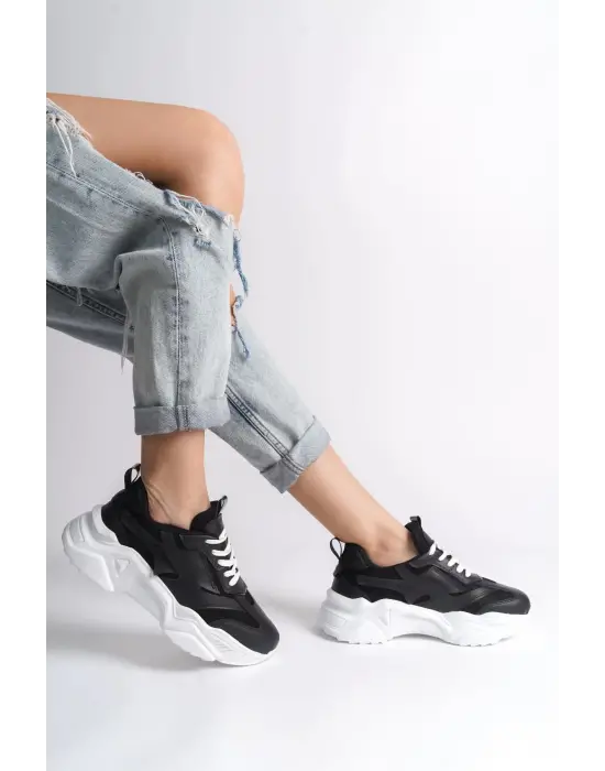 Tokyo Bağcıklı Ortopedik Taban Triko Detaylı Kadın Spor Ayakkabı  Bt - Siyah