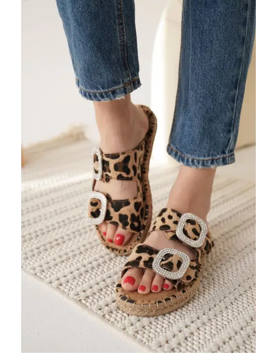 Tyna Süet Leopar Taşlı Kadın Terlik