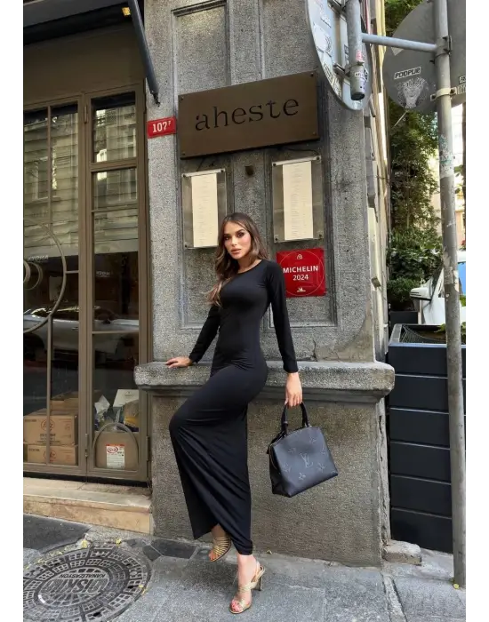 Uzun Kollu Uzun Elbise