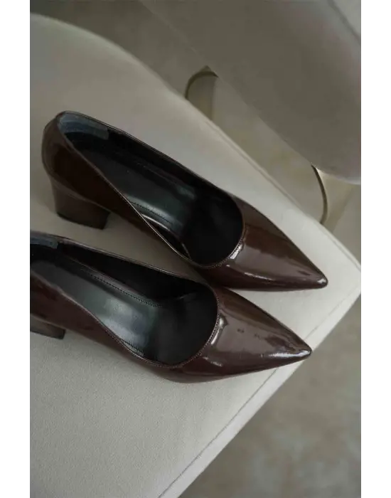 Valeria Acı Kahve Rugan Kadın Topuklu Ayakkabı