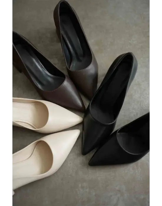 Valeria Siyah Cilt Kadın Topuklu Ayakkabı