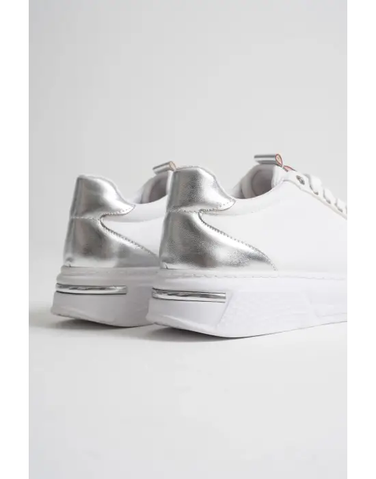 Vega Gümüş Detaylı Beyaz Kadın Spor Ayakkabı