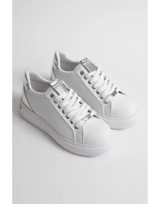 Vega Gümüş Detaylı Beyaz Kadın Spor Ayakkabı