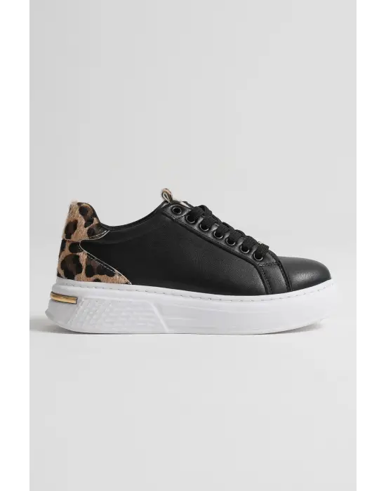 Vega Leopar Detaylı Siyah Kadın Spor Ayakkabı